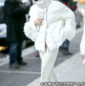 京东新百货羽绒服品类整体成交额同比增长100％